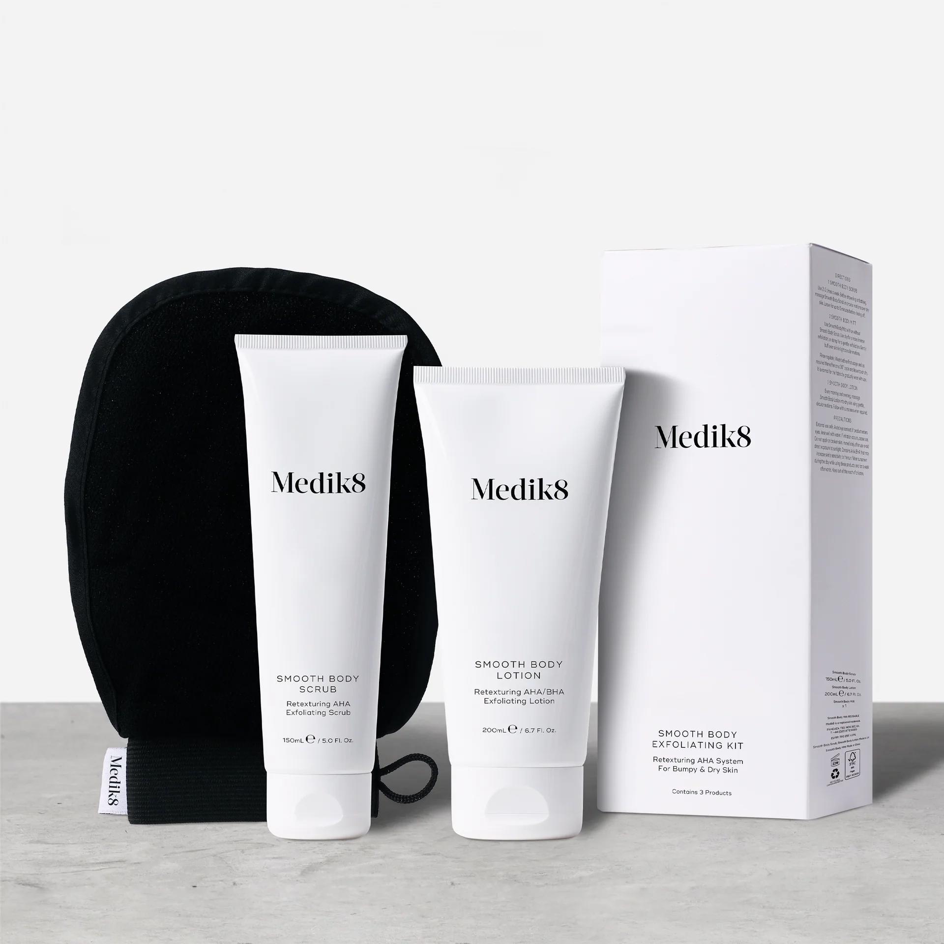 Набір 3-етапний для ексфоліації тіла Medik8 Smooth Body Exfoliating KIT