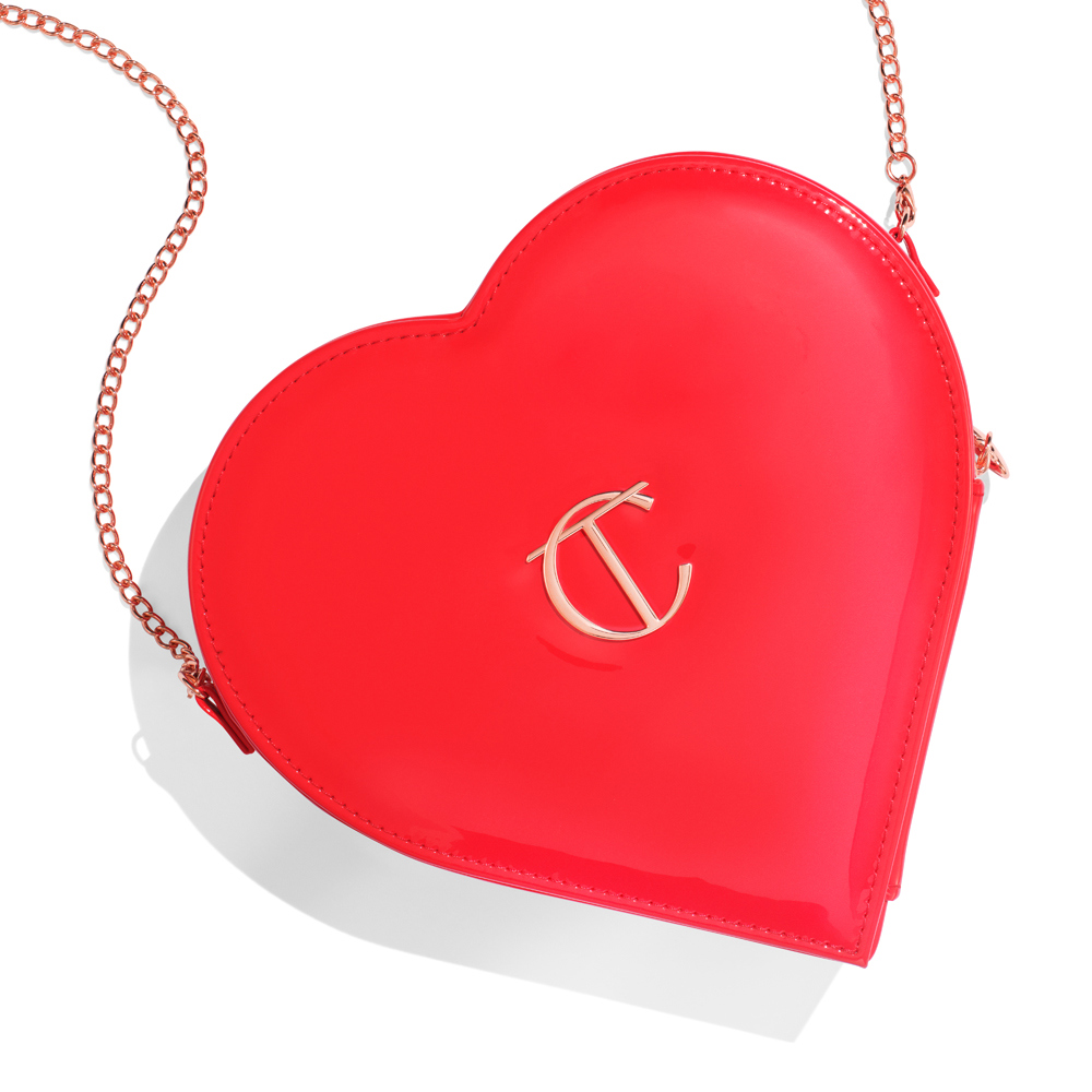 Косметичка у вигляді серця Charlotte Tilbury L.O.V.E. Bag Limited Edition - RED