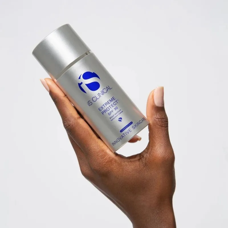 Крем сонцезахисний захист від сонця iS Clinical Extreme Protect SPF 30, 100 мл