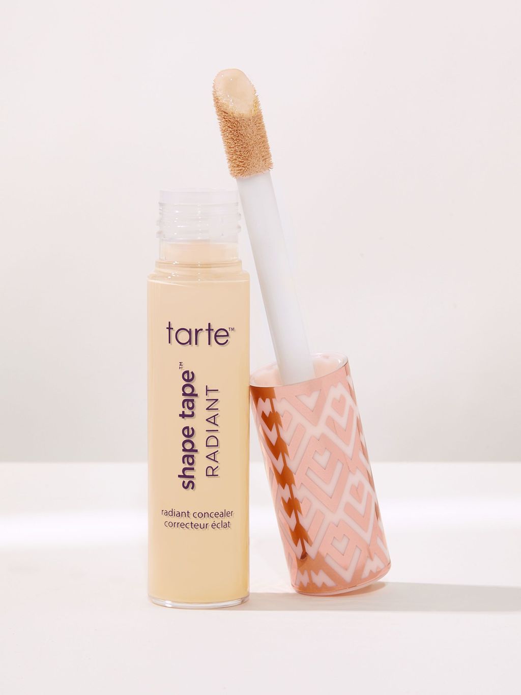 Консилер Tarte Shape Tape Radiant Concealer - 12S fair