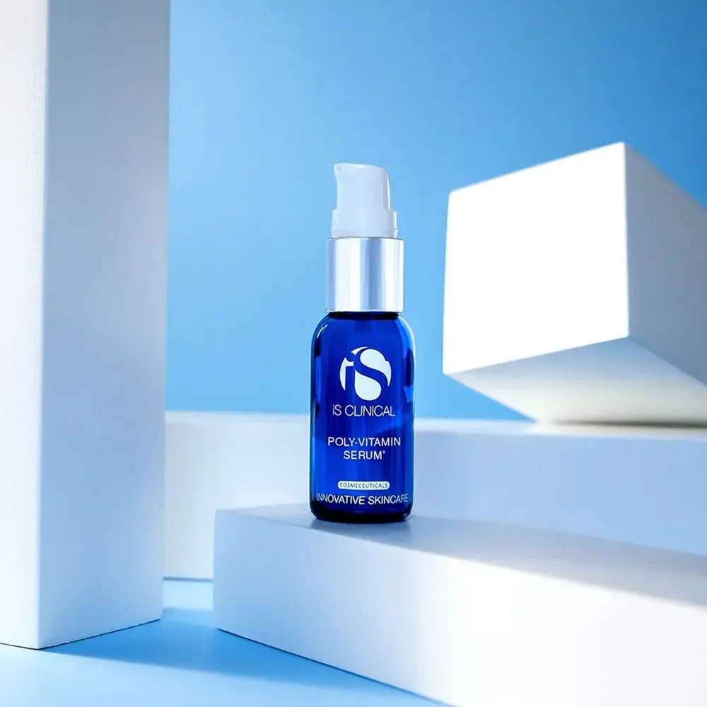 Сироватка відновлювальна з вітамінами iS CLINICAL Poly-Vitamin Serum