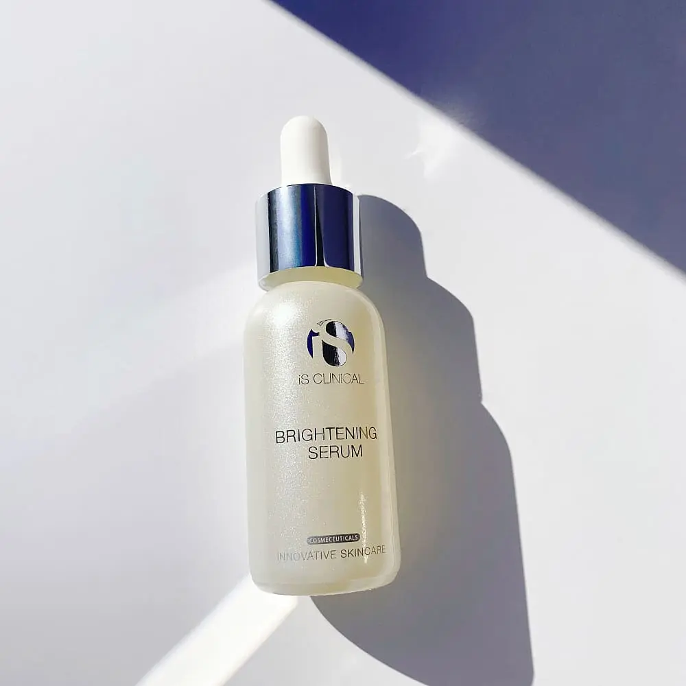 Сироватка освітлююча iS CLINICAL Brightening Serum