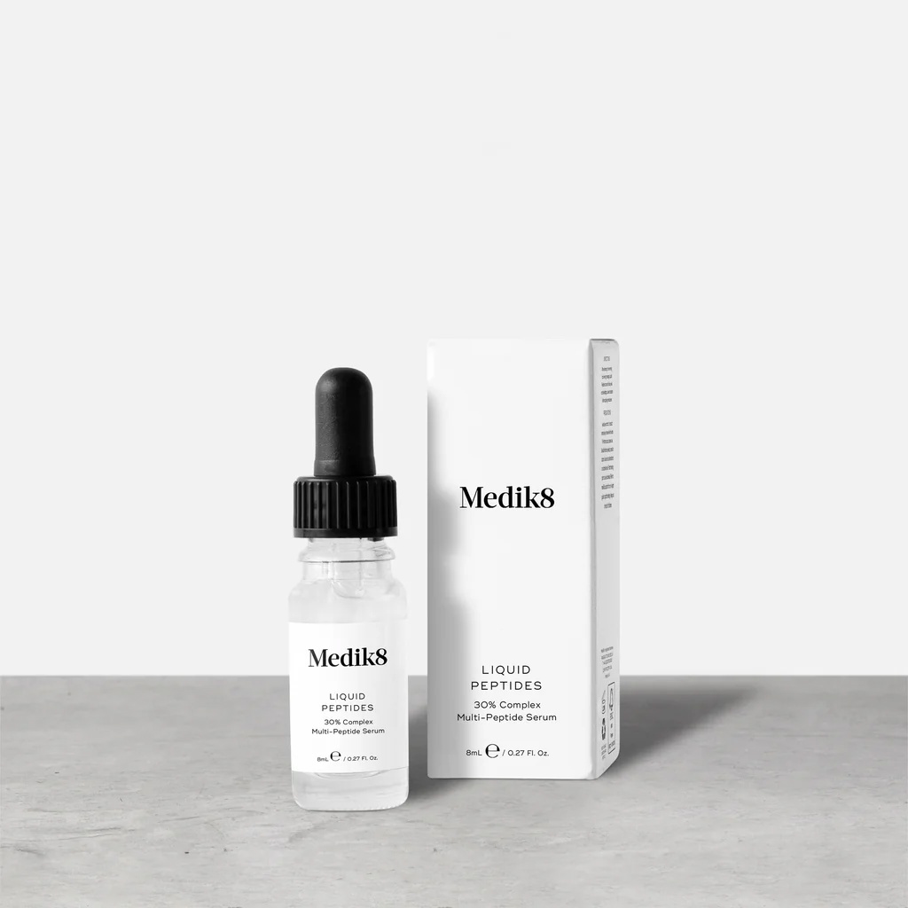 Сироватка з пептидами для обличчя Medik8 Liquid Peptides - 8 мл