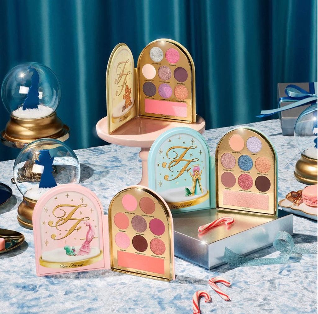 Подарунковий набір для макіяжу Too Faced Let It Snow Globes Three-Piece Palette Gift Set