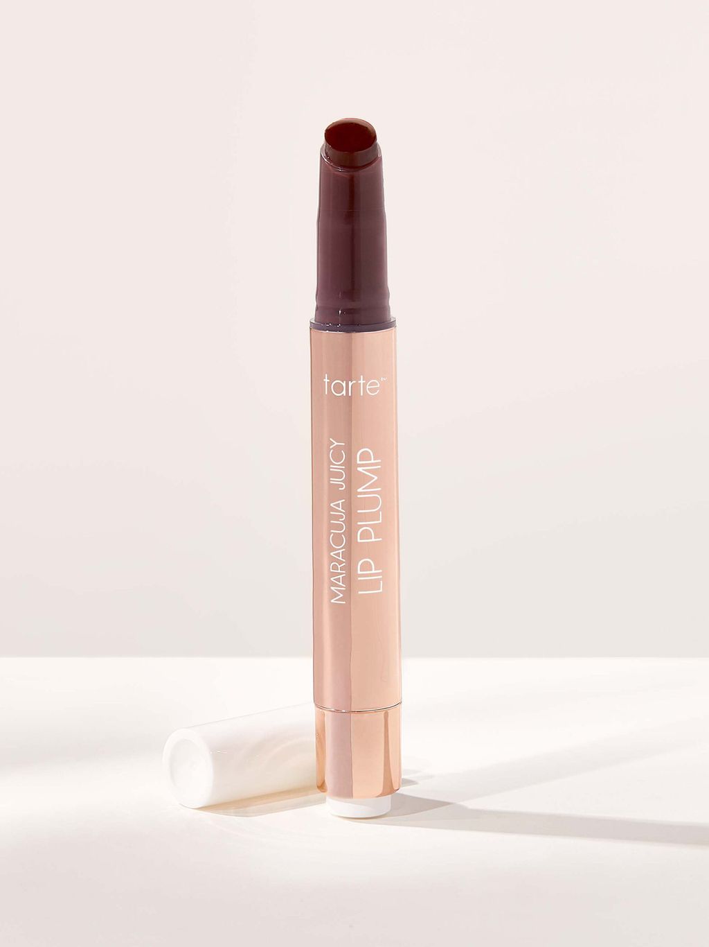 Блиск для губ Maracuja Juicy Lip Plump Tarte - Honeysuckle
