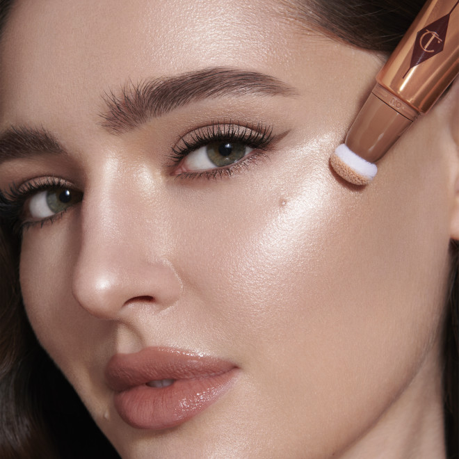 Кремовий Хайлайтер Charlotte Tilbury BEAUTY LIGHT WAND Spotlight