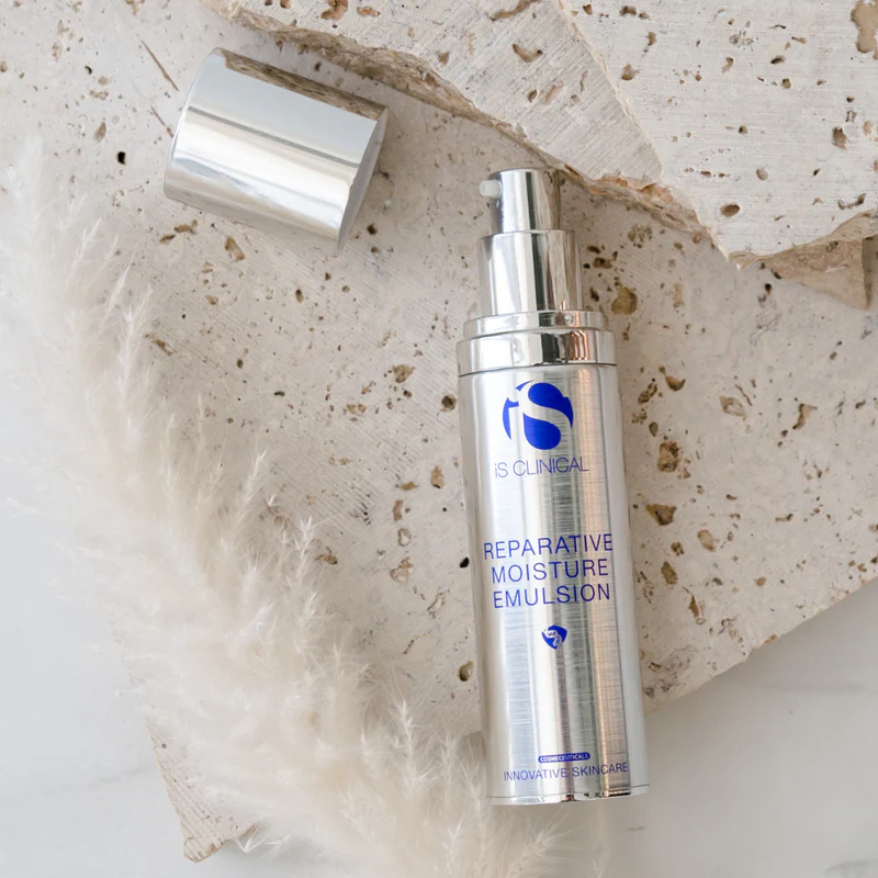 Емульсія для зволоження та відновлення iS CLINICAL Reparative Moisture Emulsion, 50 г